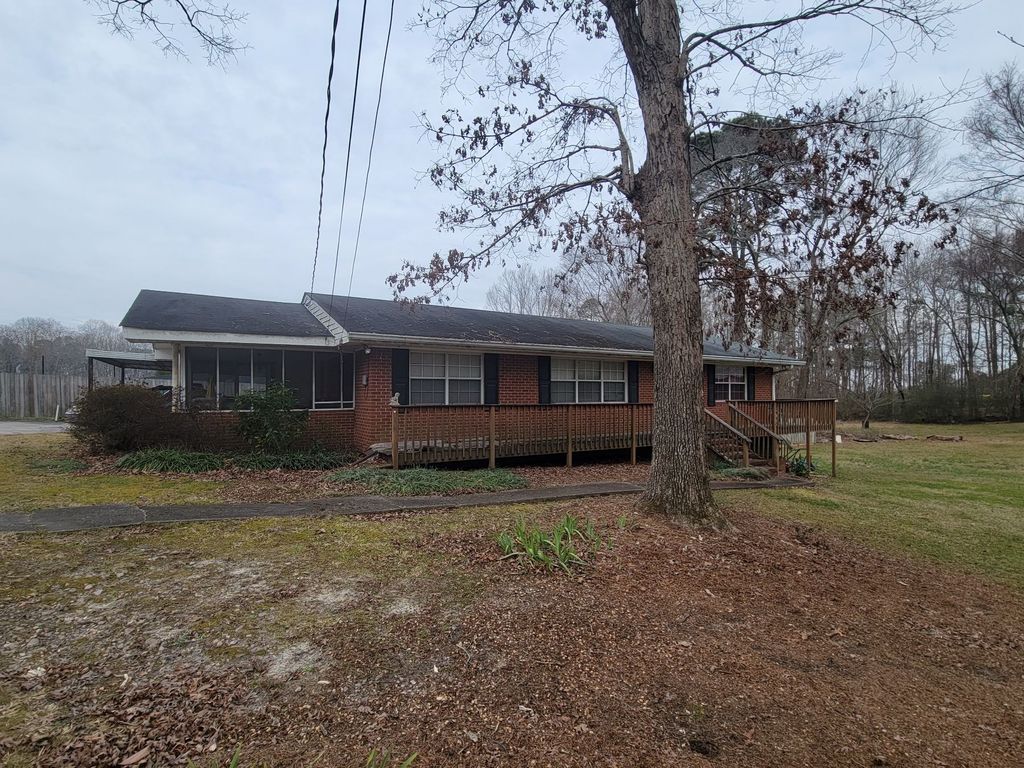 mcintosh-rd-177-300-2bdr-1bth-single-family-douglasville-ga